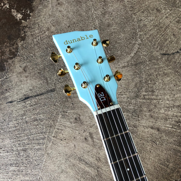 Dunable Guitars Cyclops DE v2, Powder Blue with Gold Hardware