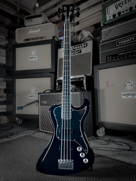 Dunable Guitars R2 DE Bass, Gloss Black with Chrome Hardware