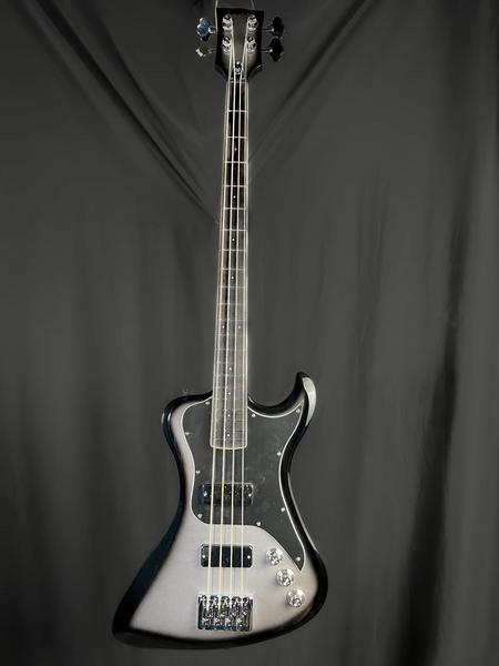 Dunable Guitars R2 DE Bass, Silverburst with Chrome Hardware