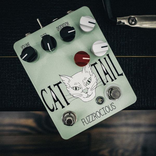Fuzzrocious Cat Tail with Momentary Feedback Mod