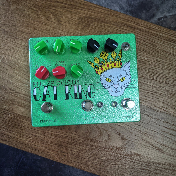 Fuzzrocious Cat King with Momentary Feedback HAMMERED GREEN