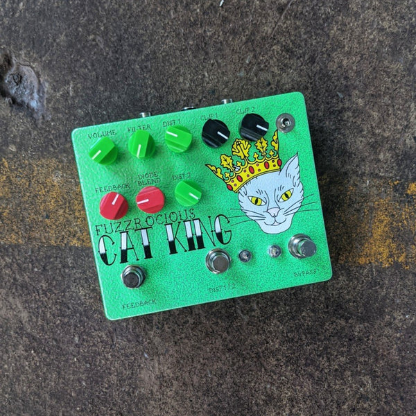 Fuzzrocious Cat King with Momentary Feedback HAMMERED GREEN
