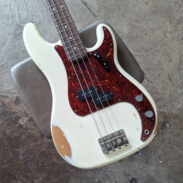 Nash PB-63 Bass, Olympic White with Medium Aging