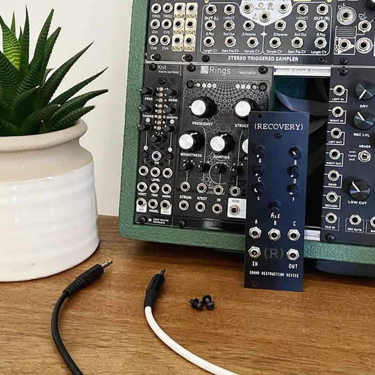 Recovery Effects Sound Destruction Device Eurorack ( ultimate distortion tool )