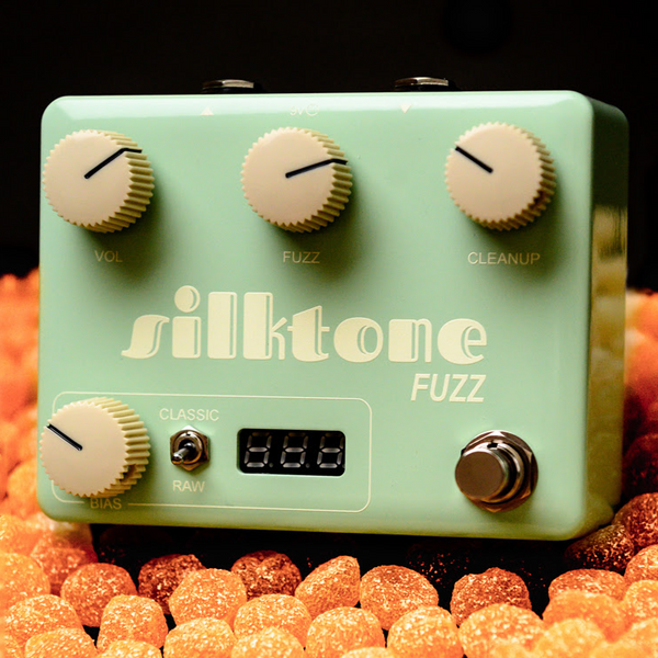 Silktone Fuzz active bias monitor germanium transistor fuzz Surf Green